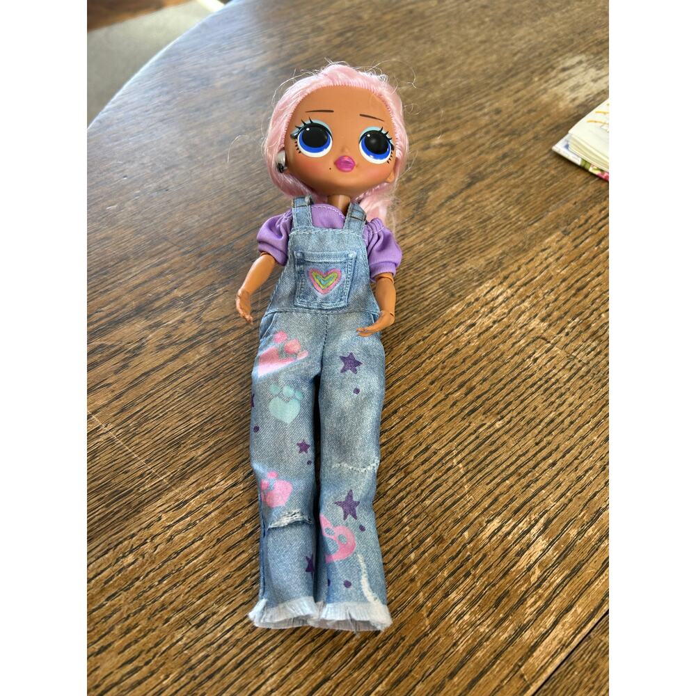 L. O. L. OMG “Kitty K” Doll Sweet Nails Series Pink Hair Overalls *read*